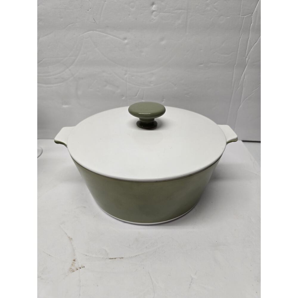 Corning Ware Green 2.5 QT Covered Casserole Dish B-2 1/2-B with Lid Vintage